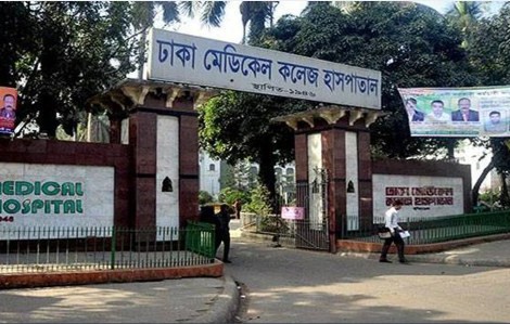 রাজধানীতে রিকশা থেকে ছিটকে পড়ে ইডেনছাত্রীর মৃত্যু