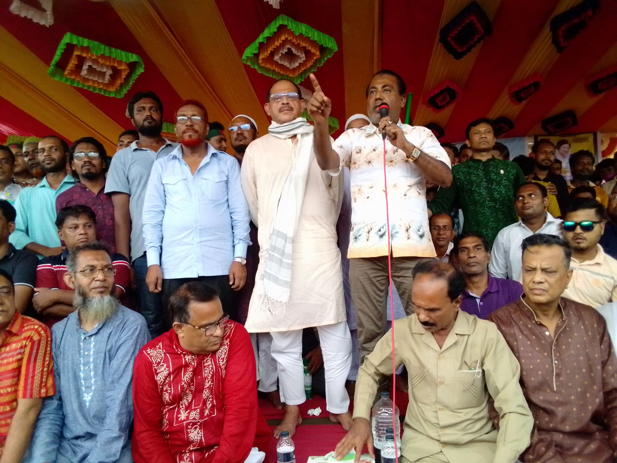 শেরপুর মহিপুর মাঠে জনতার ঢল