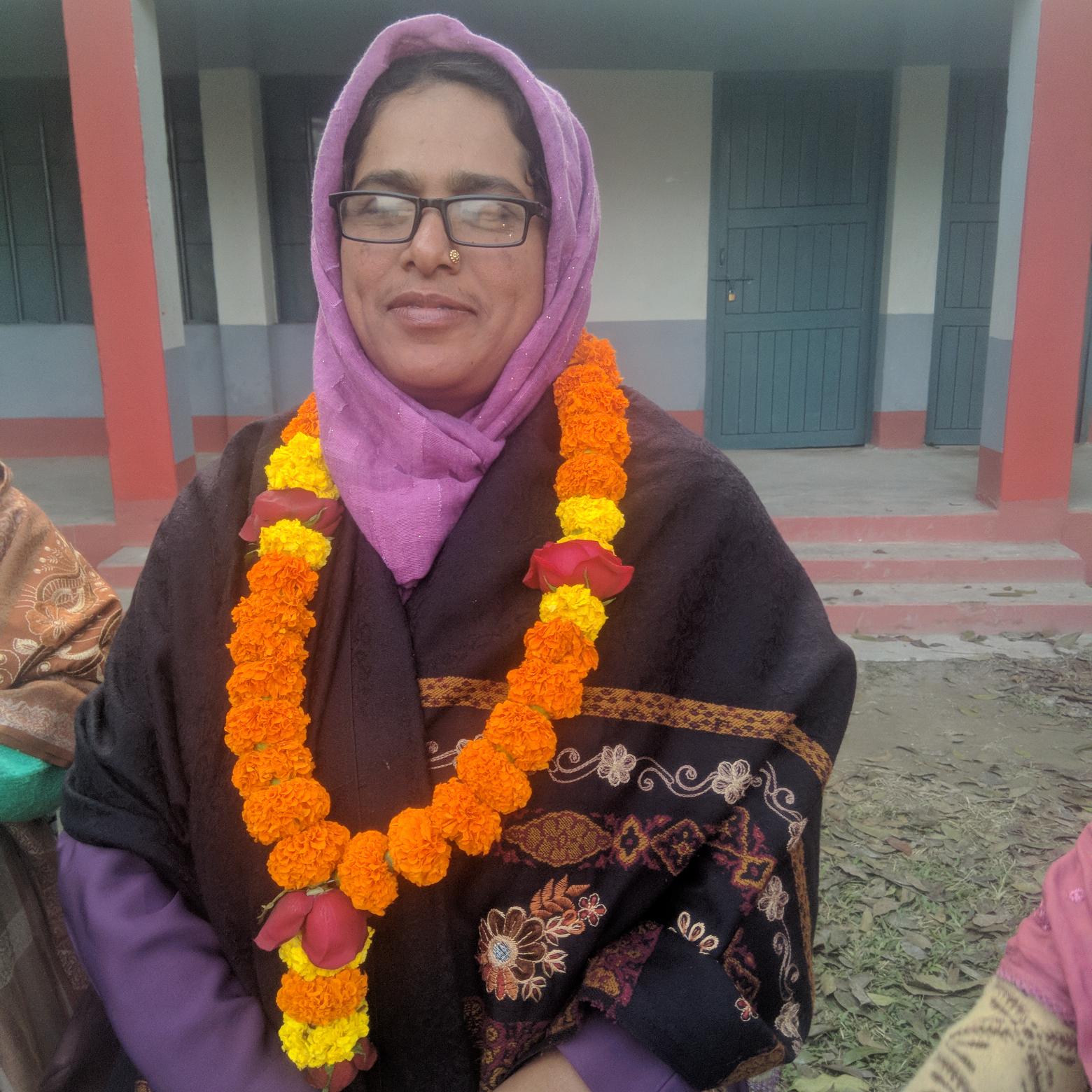ছোনকা দ্বি-মূখী উচ্চ বিদ্যালয়ের ভারপ্রাপ্ত প্রধান শিক্ষক খুরশিদী খুদা