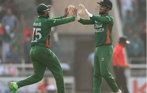 বাংলাওয়াশের লক্ষ্যে টস হেরে ব্যাটিংয়ে বাংলদেশ