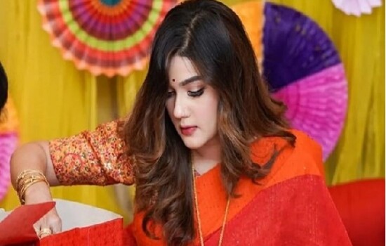 আ.লীগের মনোনয়ন ফরম কিনেছেন মাহি