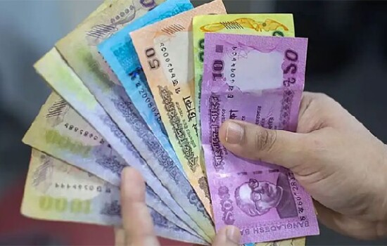 সঞ্চয় ভেঙে চালাতে হচ্ছে সংসার!