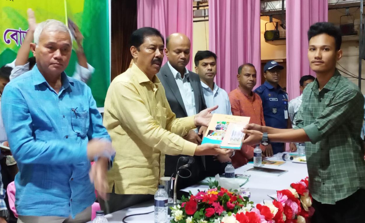 শিক্ষার উন্নয়নে কাজ করছে আওয়ামীলীগ সরকার- পার্বত্যমন্ত্রী বীর বাহাদুর উশৈসিং এমপি