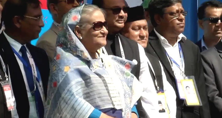 কক্সবাজার পৌঁছেছেন প্রধানমন্ত্রী