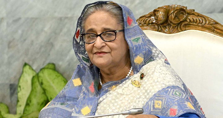 মন্ত্রী ও সচিবদের ধন্যবাদ জানালেন প্রধানমন্ত্রী