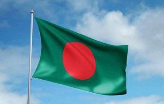 পতাকা টানাতে গিয়ে ২ শ্রমিকের মৃত্যু