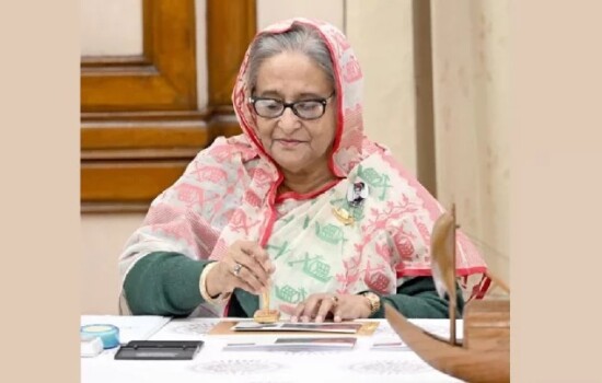 বিজয় দিবসে স্মারক ডাকটিকিট অবমুক্ত করলেন প্রধানমন্ত্রী