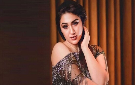 শাকিবের দোয়া নিয়ে নতুন ব্যবসায় অপু বিশ্বাস!