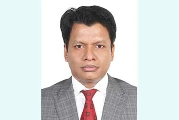 পুলিশের জমি বিক্রি বস্ত্রমন্ত্রীর পৃষ্ঠপোষকের