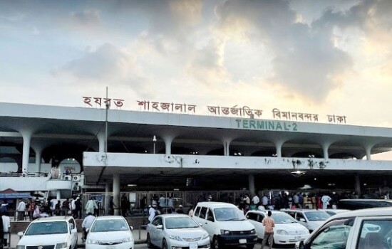ইজতেমা ঘিরে যানজট: বিমানযাত্রীদের সময় নিয়ে বের হওয়ার পরামর্শ