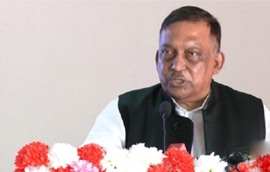 মিয়ানমার থেকে আর কাউকে প্রবেশ করতে দেওয়া হবে না: স্বরাষ্ট্রমন্ত্রী