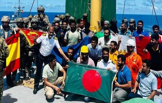 জাহাজেই ফিরছেন এমভি আবদুল্লাহর সব নাবিক
