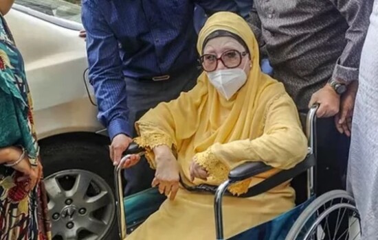 সিসিইউ থেকে কেবিনে খালেদা জিয়া