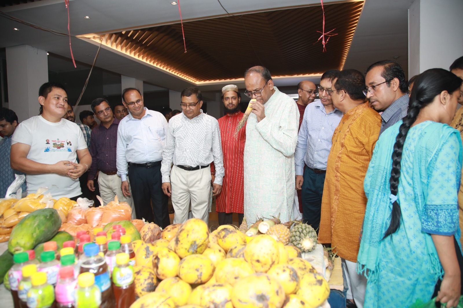 পার্বত্য চট্টগ্রাম কমপ্লেক্স ভবনটি দেশের মানুষের কৃষ্টি সংস্কৃতির অন্যতম আকর্ষণের কেন্দ্রবিন্দুতে পরিণত করা হবে-পার্বত্য চট্টগ্রাম বিষয়ক প্রতিমন্ত্রী