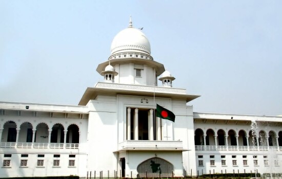 বিচারকাজ থেকে বিরত থাকবেন ১২ বিচারপতি