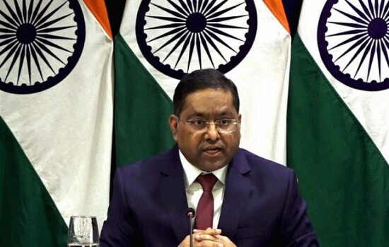 শেখ হাসিনা দিল্লিতেই আছেন, আনুষ্ঠানিকভাবে নিশ্চিত করলো ভারত