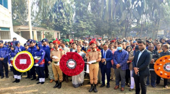 ঠাকুরগাঁওয়ে প্রশাসনের নানা আয়োজনে শহীদ বুদ্ধিজীবী দিবস পালন