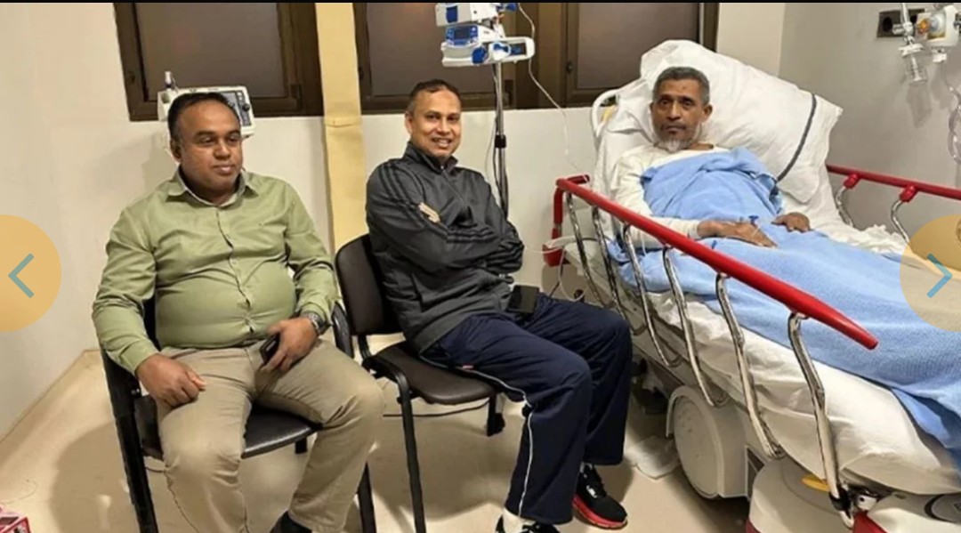 ওমরাহ করতে যাওয়ার পথে হঠাৎ অসুস্থ বাবর, দুবাই হাসপাতালে ভর্তি
