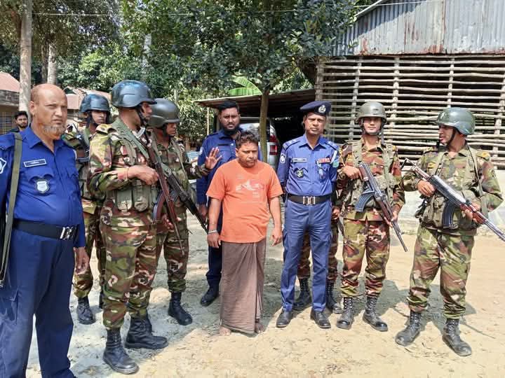 কূখ্যাত মাদক ব্যবসায়ী জিয়াউল হক অপারেশন ডেভিল হান্টে গ্রেফতার
