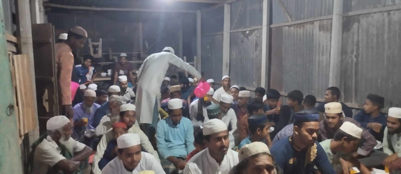 নাগরপুরের গয়হাটা ইউনিয়ন ছাত্রশিবিরের ইফাতার ও SSC পরিক্ষার্থীদের শিক্ষা উপকরণ বিতরণ অনুষ্ঠিত