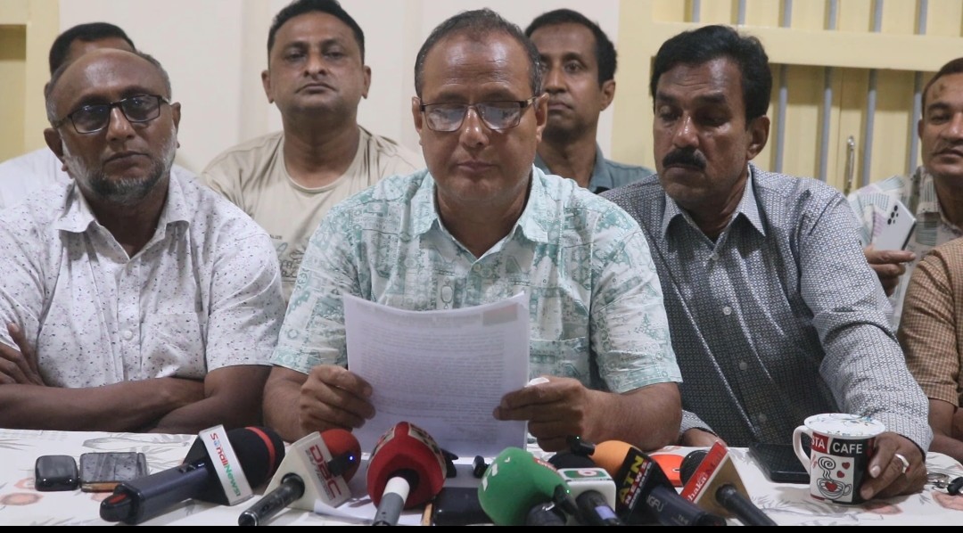 ঠাকুরগাঁওয়ে মির্জা ফখরুলের ভাইয়ের উপর হামলা ও গাড়ি ভাঙচুরের ঘটনায় সংবাদ সম্মেলন