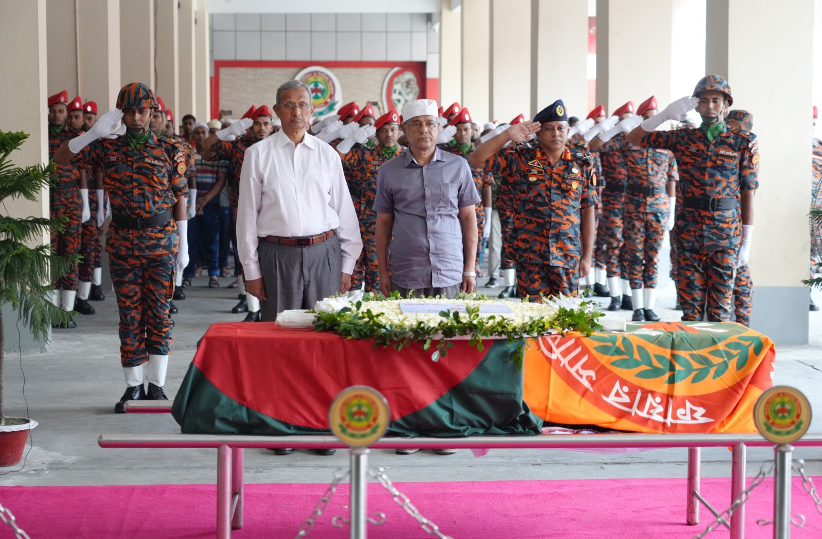 শহিদ ওয়্যারহাউজ ইন্সপেক্টর খন্দকার জান্নাতুল নাঈমের জানাজা সম্পন্ন