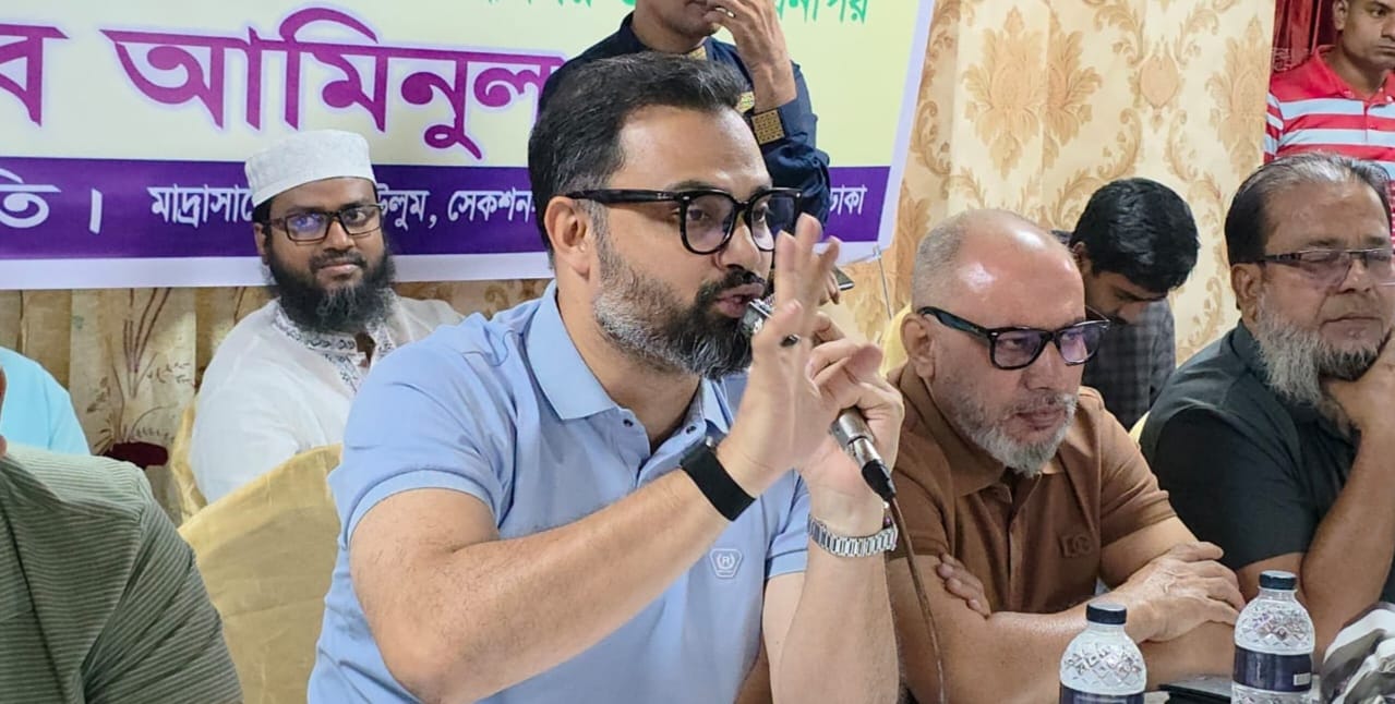 চাঁদাবাজ ও সন্ত্রাসীদের বিরুদ্ধে জিরো টলারেন্স ঘোষণা আমিনুল হকের