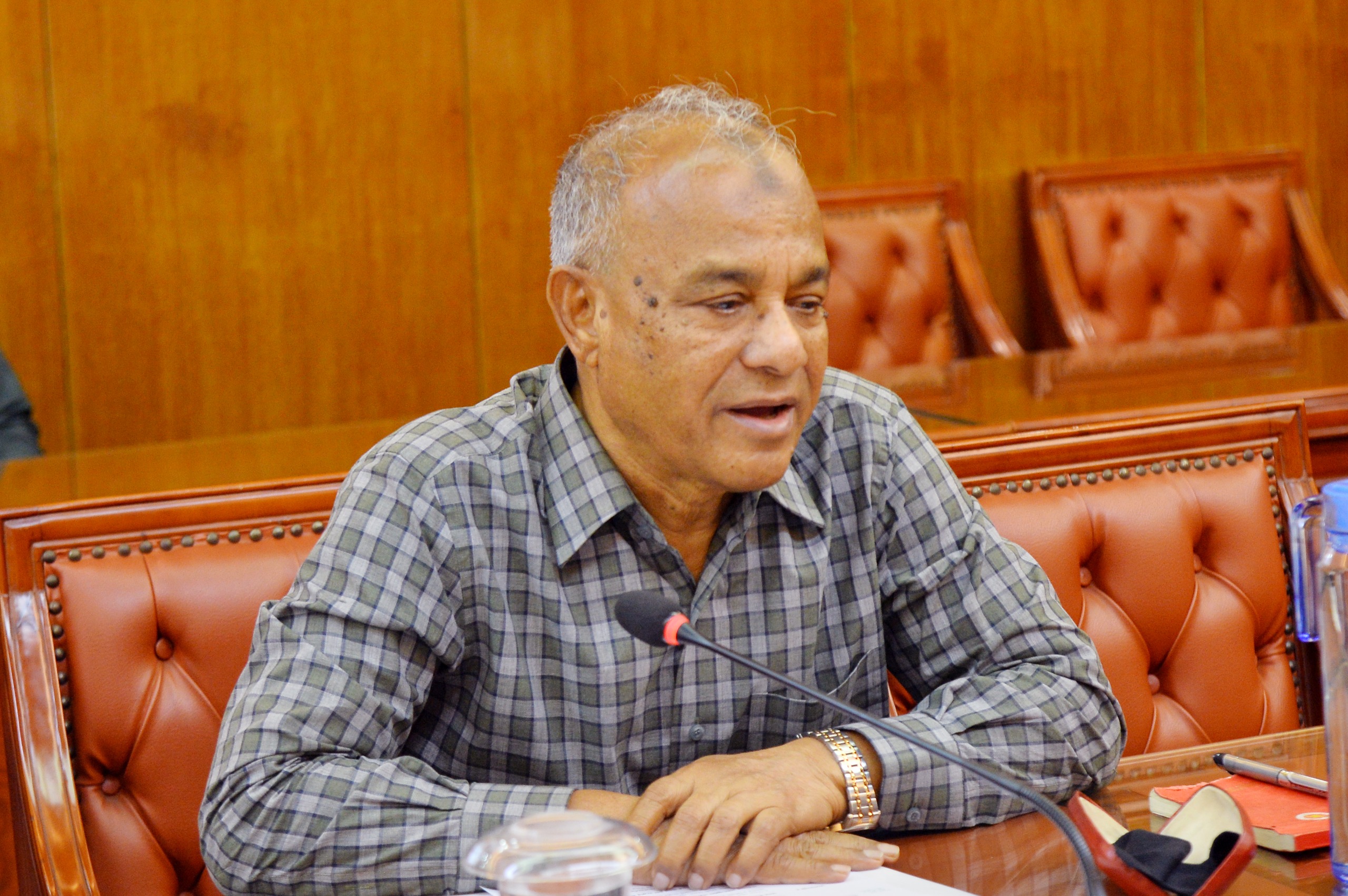 নাশকতা সৃষ্টির সন্দেহভাজন কাউকে দেখলেই আইন শৃঙ্খলা বাহিনীকে জানানোর আহবান স্বরাষ্ট্র উপদেষ্টার