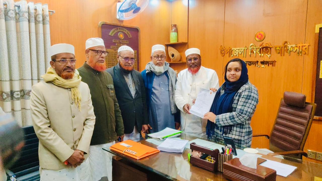 খুলনা -৫ আসনে বাংলাদেশ জামায়াতে ইসলামের প্রার্থীর মনোনয়নপত্র জমা প্রক্রিয়া সম্পন্ন।