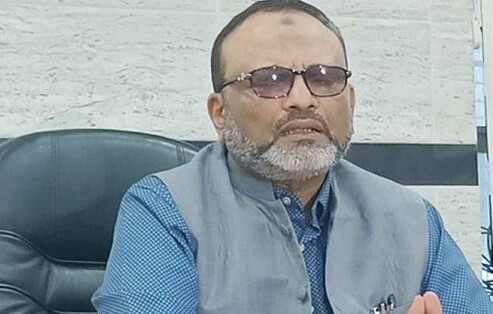 ঢাকা বিশ্ববিদ্যালয় উপাচার্য ড. নিয়াজ আহমদ খানের পদত্যাগপত্র জমা