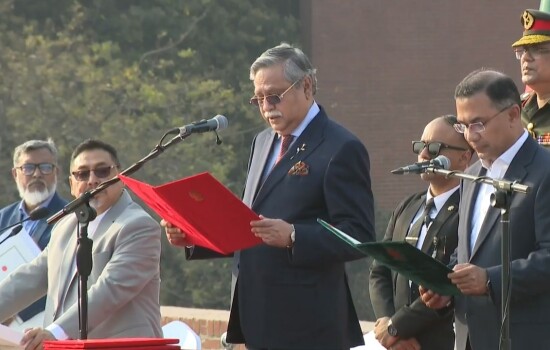 তারেক রহমানের শপথ: নতুন অধ্যায়ের সূচনা, রাজনীতিতে ক্ষমতার পালাবদল