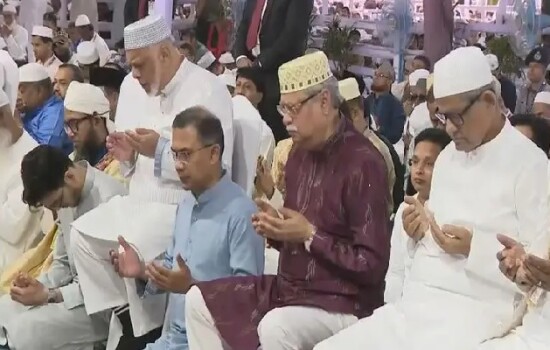 জাতীয় ঈদগাহে এক কাতারে রাষ্ট্রপতি-প্রধানমন্ত্রী: ঈদের জামাতে ধর্মীয় সম্প্রীতির সঙ্গে মিলল রাজনৈতিক বার্তা