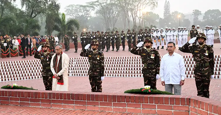 সাভারে জাতীয় স্মৃতিসৌধে রাষ্ট্রপতি ও প্রধানমন্ত্রীর শ্রদ্ধা নিবেদন