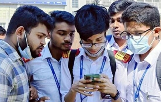 এসএসসি ও সমমানের ফল প্রকাশ ২০ জুলাই, জানালেন শিক্ষামন্ত্রী